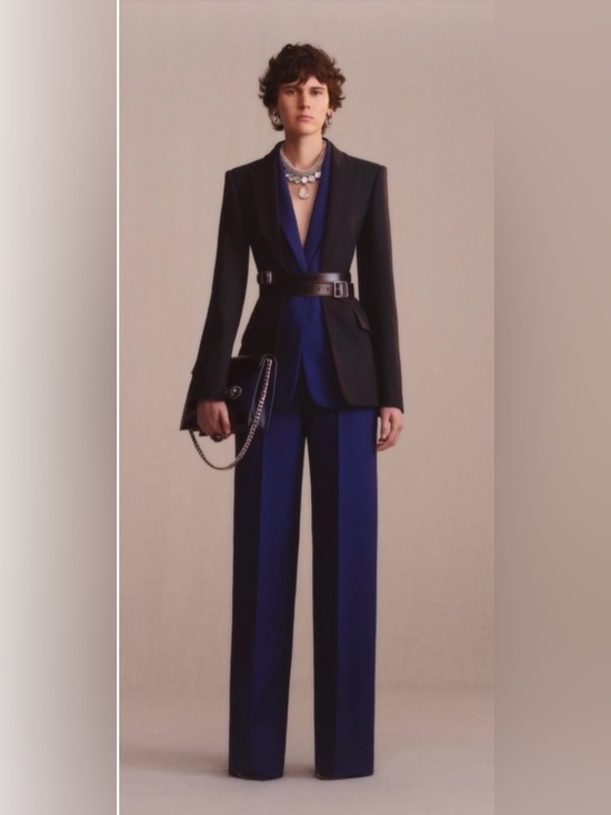 Alexander McQueen Jackets & Blazers - Alexander McQueen Black and Navy Satin-Trim Blazer